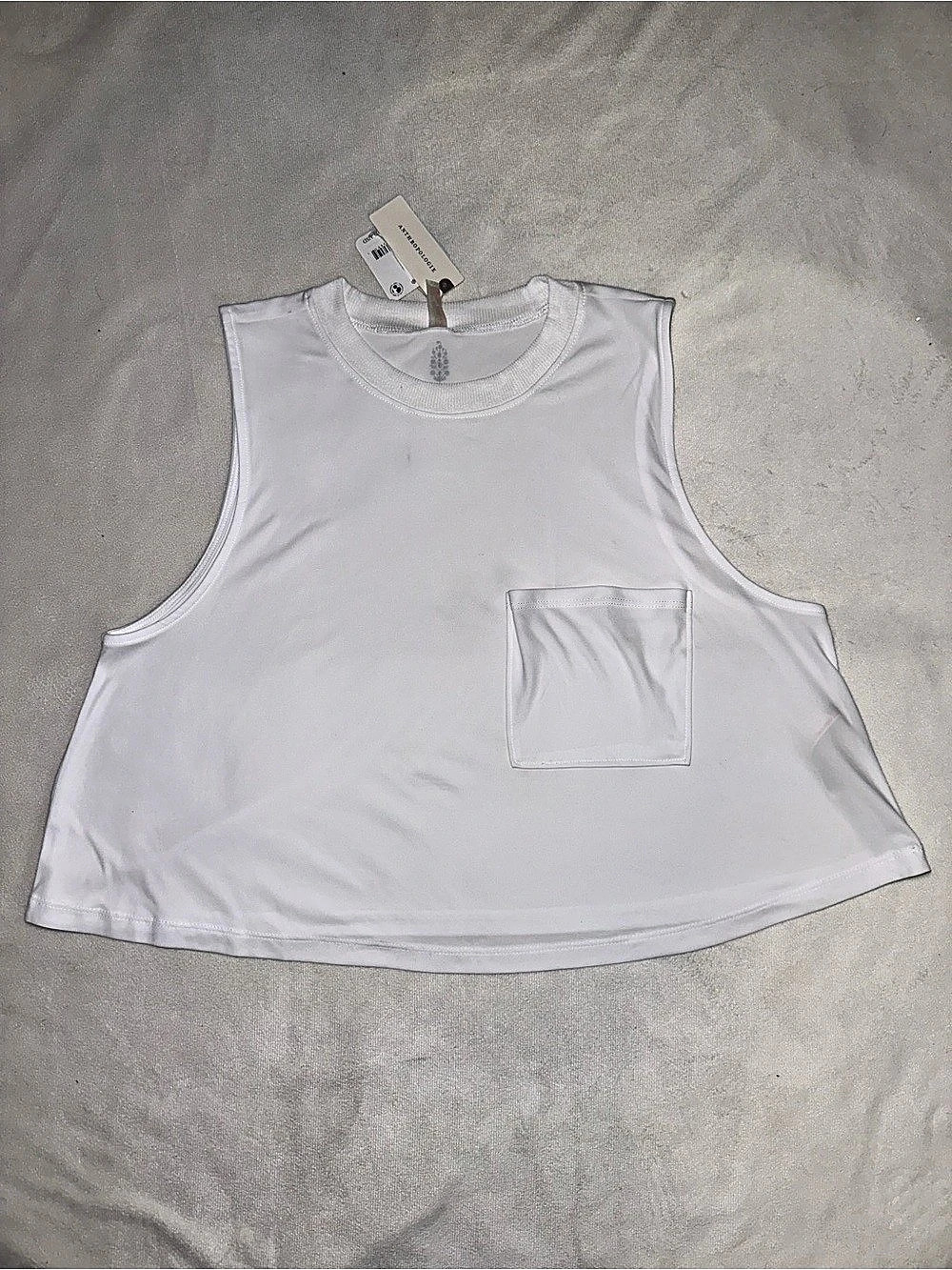 Free People Movement White Cropped Pocket Tank Top NWT Size M